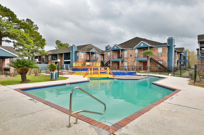 Fall Lake Apartments Apartments - Houston, TX | Apartments.com