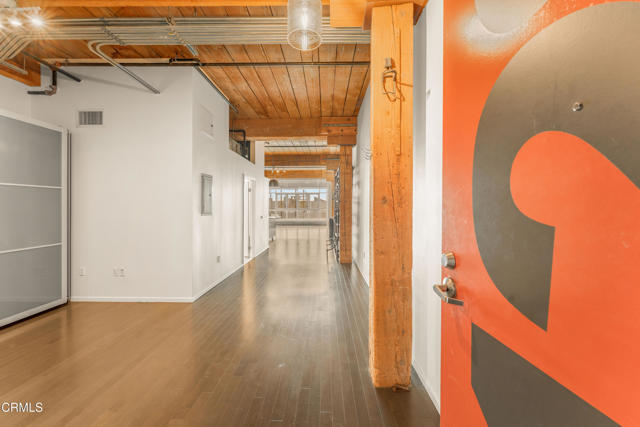 Foto del edificio - 530 S Hewitt St