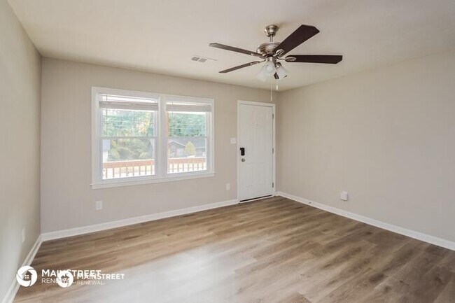 Foto del edificio - 10179 WATERFORD RD NE, COVINGTON, GA 30014