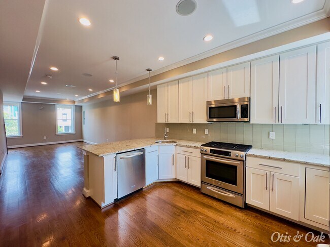 Building Photo - 3542-3513 13th St NW