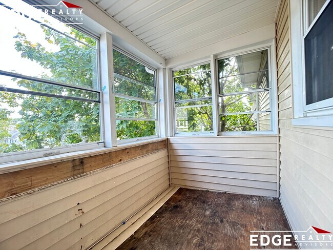 Foto del edificio - 134 Edenfield Ave