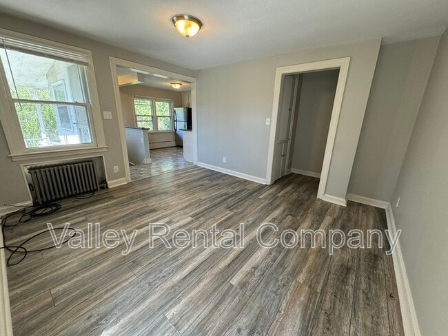 Building Photo - 72 Lyman St