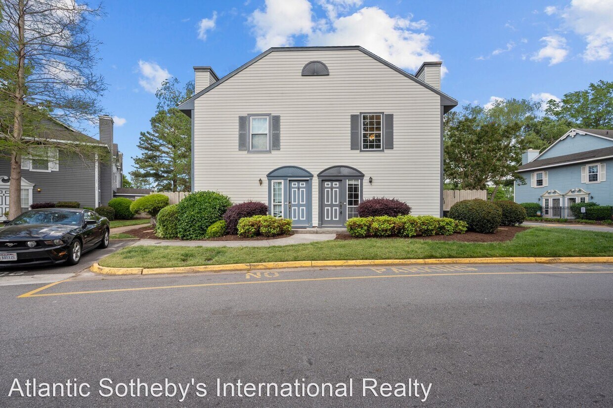 Foto principal - 2 br, 2.5 bath House - 4540 Genoa Circle