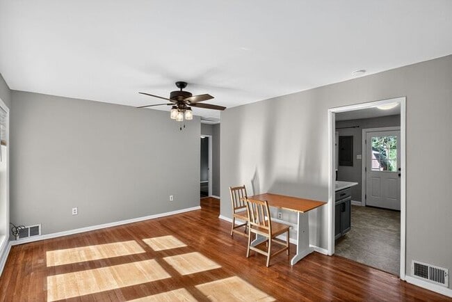 Foto del edificio - 21707 Ranger Rd