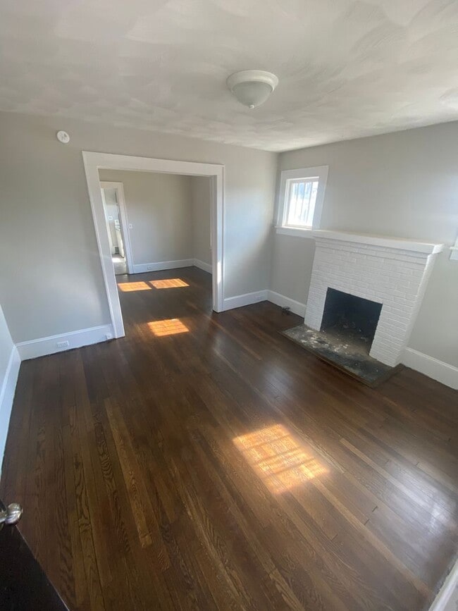 Foto del edificio - 1423 Burrell St NW
