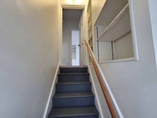 Foto del edificio - 510 W 5th St