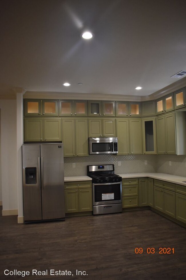 Foto del edificio - 4 br, 2.5 bath House - 1714 E. Harding Way