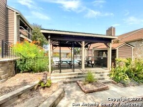 Building Photo - 11520 Huebner Rd