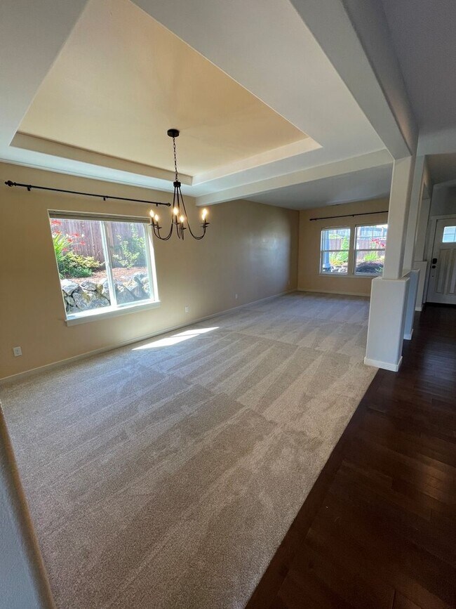 Foto del edificio - 5Bd/2.5Ba Everett Home