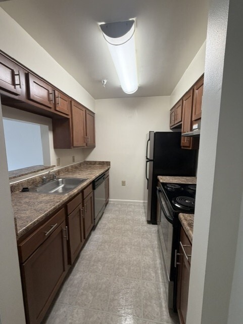 Interior Photo - Merion