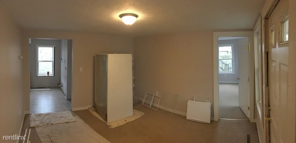Primary Photo - 3 br, 1 bath Triplex - 24 Washburn St