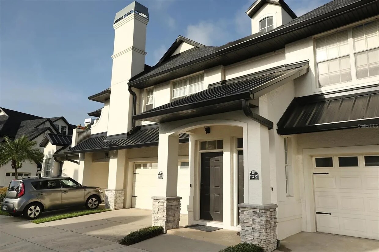 13425 Fountainbleau Dr, Clermont, FL 34711 Townhome Rentals in