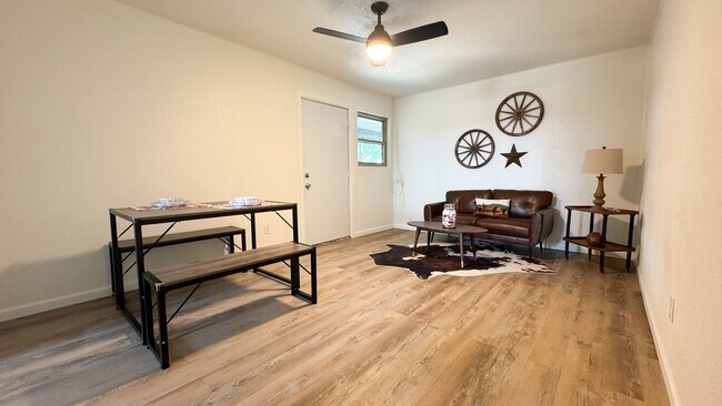 Foto del edificio - The Graduate Apartments