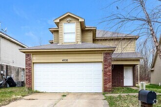 Building Photo - 4830 Mistic Lake Dr