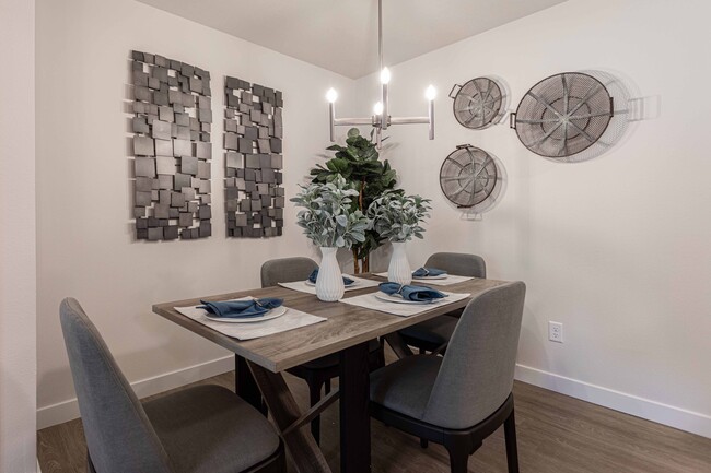 Dining Room - Carrington Square