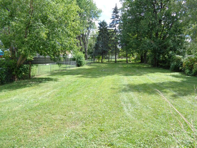Foto del edificio - 19556 McGill St