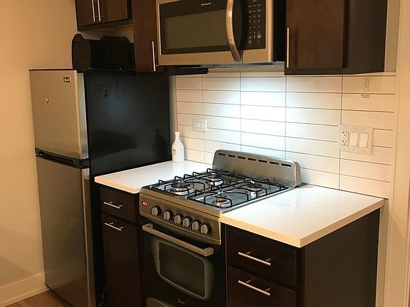 Foto del edificio - 2223 W 21st St
