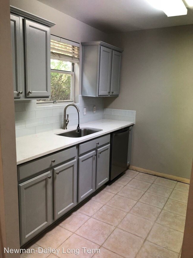 Foto del edificio - 3 br, 2 bath House - 74 Coco Court