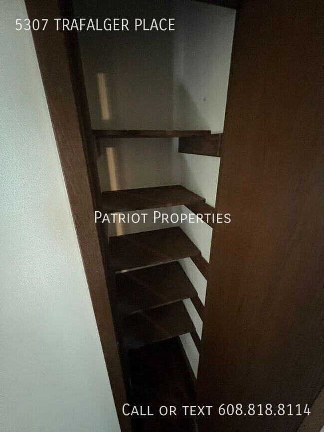 Foto del edificio - 5307 Trafalger Pl