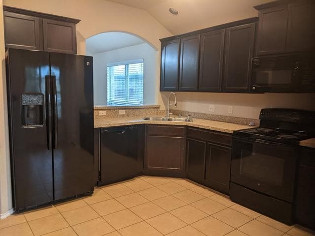 Building Photo - 917 Westfield Dr