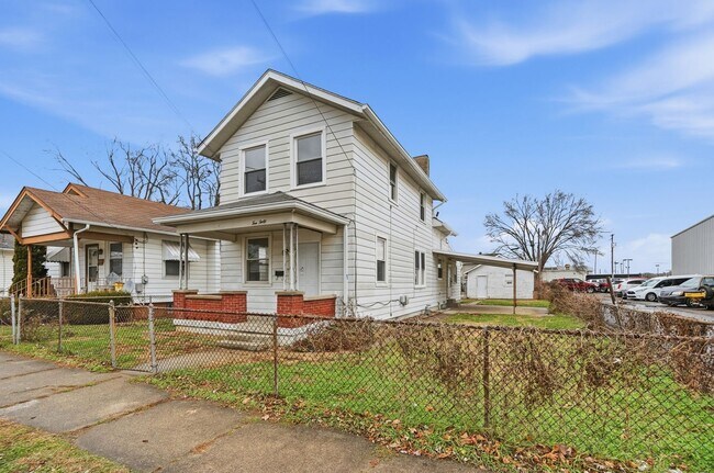 Foto del edificio - Three Bedroom Home in Hamilton!