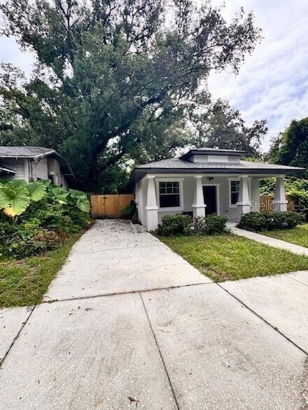 Foto del edificio - 8003 N Alaska St
