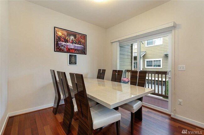 Foto del edificio - 2032 112th St SW