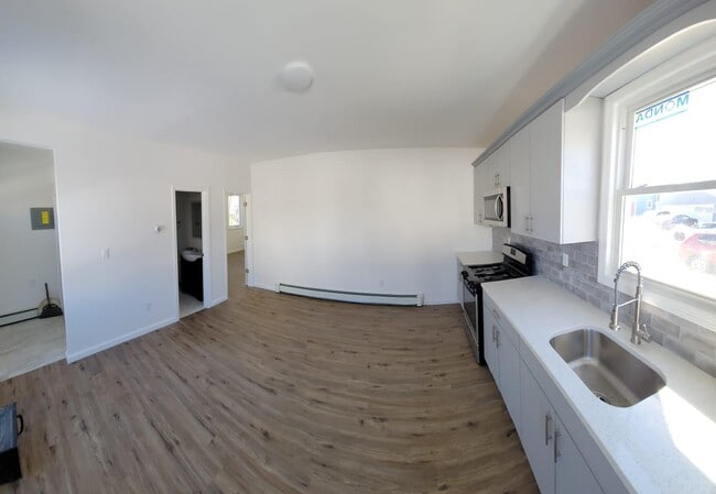 Building Photo - 83 Kraemer St