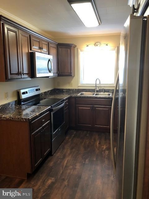 Building Photo - 1107 Apple Dr