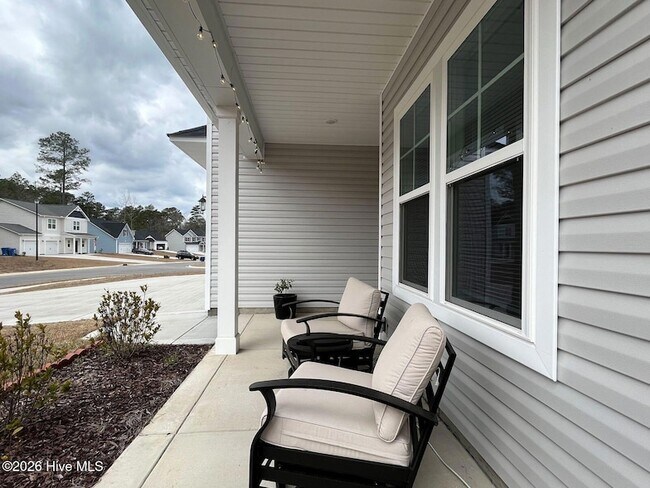 Foto del edificio - 280 Flying Bolt Dr