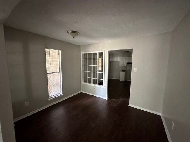 Building Photo - 4230 Runningbrook - Available Now!