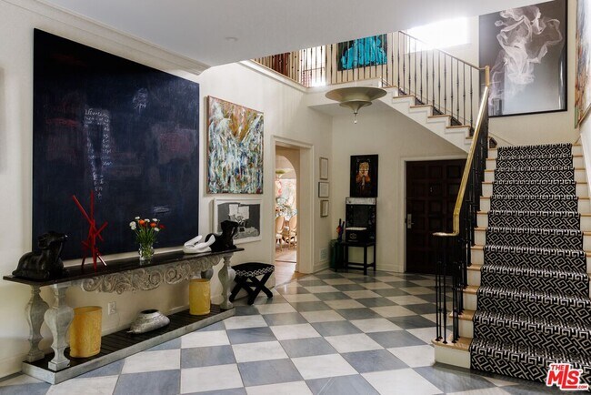 Foto del edificio - 402 S Hudson Ave