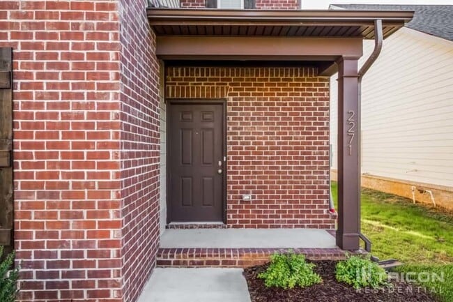 Foto del edificio - 2271 Cason Ln