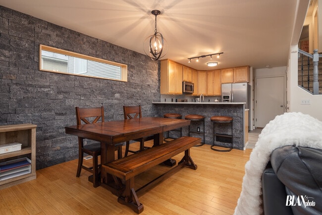 Foto del edificio - 11050 Solitude Cir