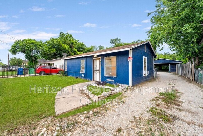 Building Photo - 511 Pecan Valley Dr