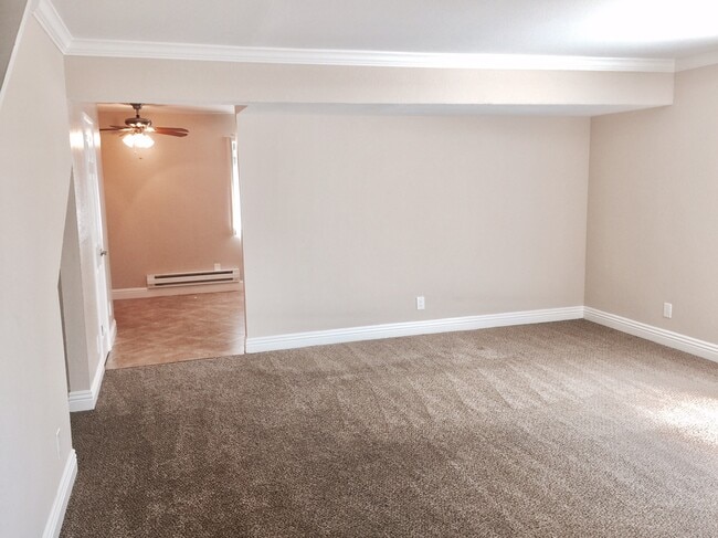 Building Photo - 730 Casanova Ave