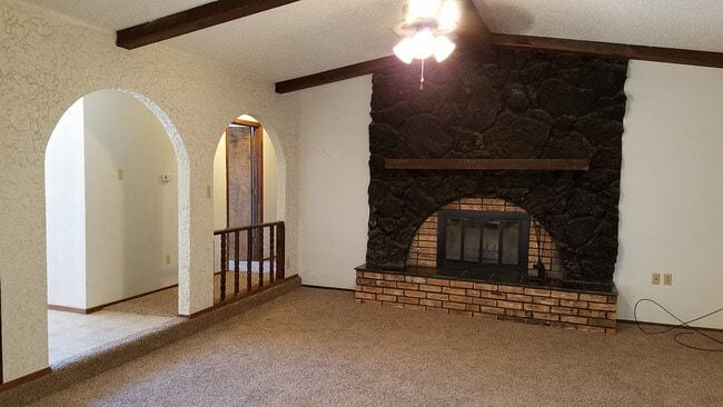 Building Photo - 1724 Courtland Cir