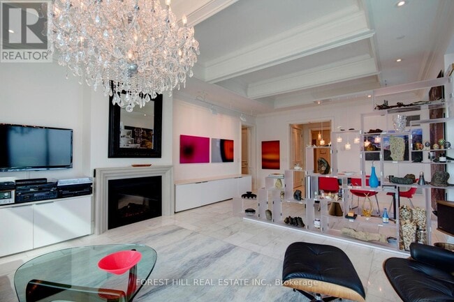 Building Photo - 311 Bay St.