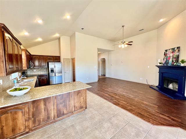 Foto del edificio - 3233 Buckthorn Ln