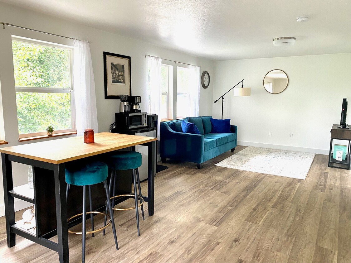 Foto principal - 1215 SE Lexington St