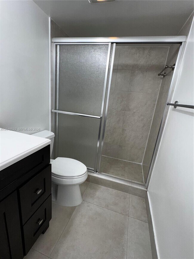 Building Photo - 5401 SW 77th Ct