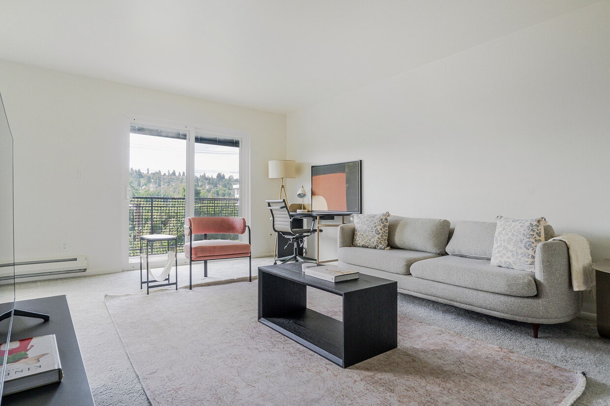 Foto principal - 2850 15th Ave W