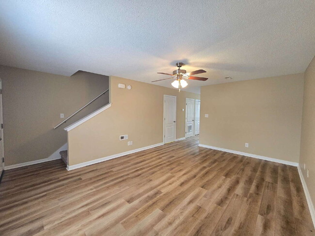 Building Photo - 541 D Patriot Park Court