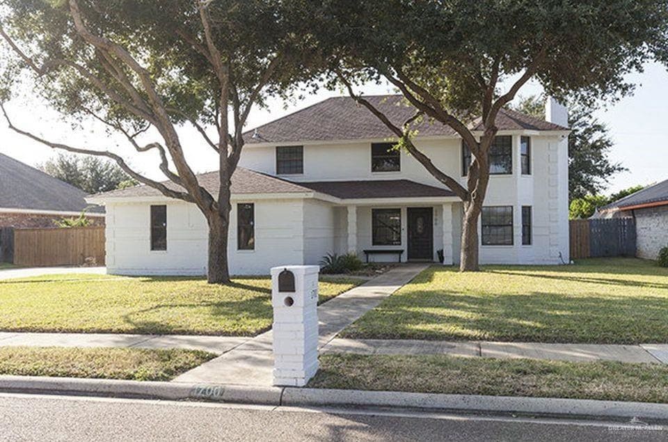 Building Photo - 1700 Terrace Dr