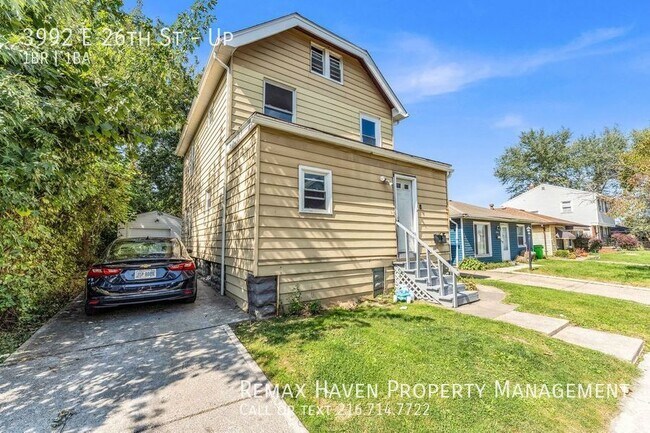 Building Photo - 3992 E 26th St up / #2 Newburgh Hts - Spac...