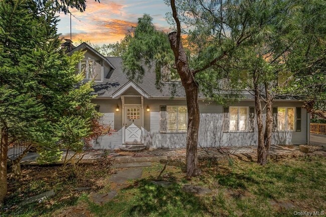 Building Photo - 515 Mountainview Ave