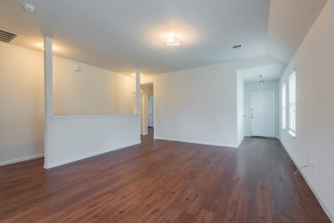 Foto del edificio - 14942 Hidalgo Valley Ln