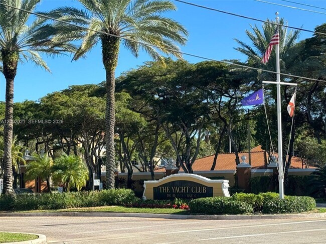 Foto del edificio - 111 Yacht Club Way