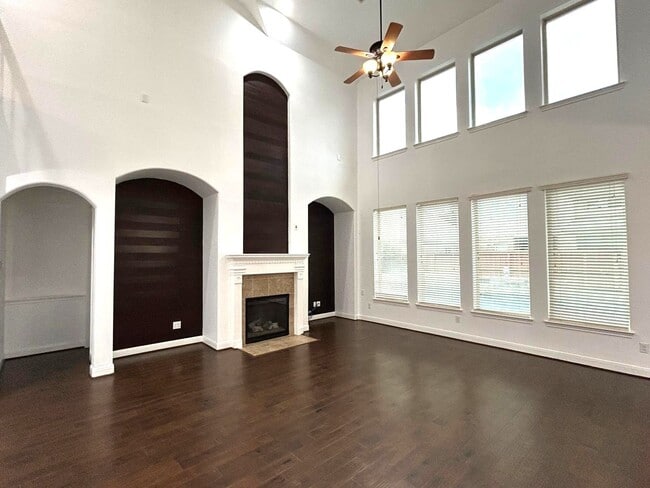 Building Photo - 17423 Hanoverian Dr