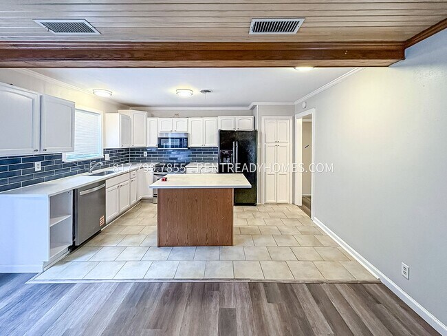 Foto del edificio - 1304 Blanton Dr